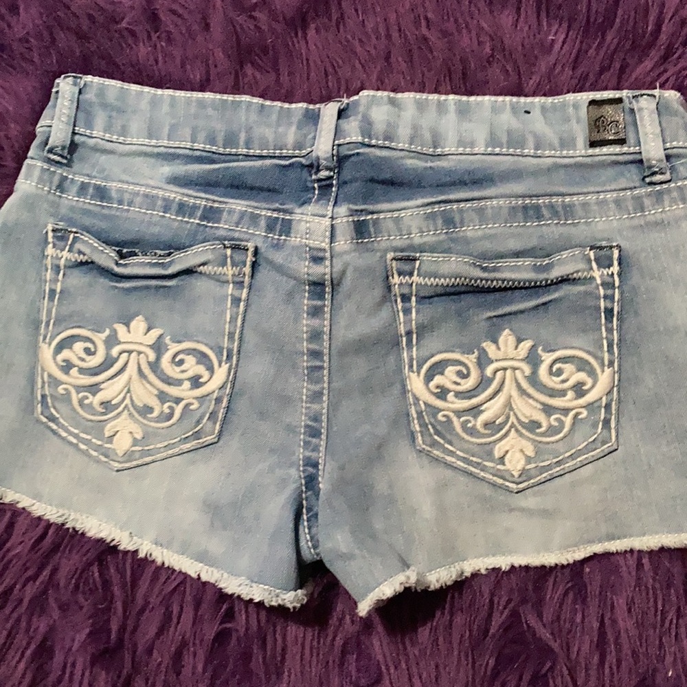 Shorts - Picture 2 of 2